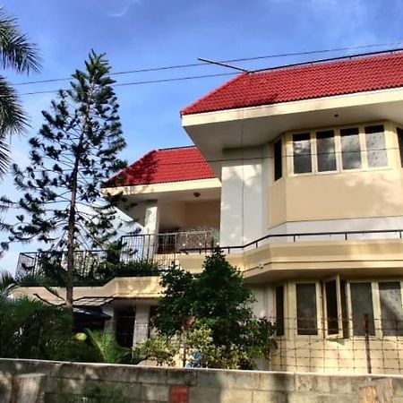 Apartmán Coral Shelters Kochadai Madurai Exteriér fotografie