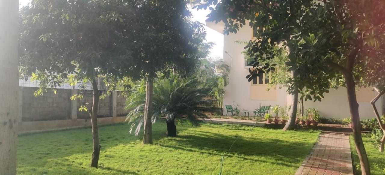 Apartmán Coral Shelters Kochadai Madurai Exteriér fotografie